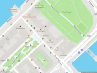 Ambulance met grote spoed naar de Van der Takstraat in Rotterdam