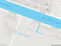 Ambulance met grote spoed naar de Irenestraat in Halfweg