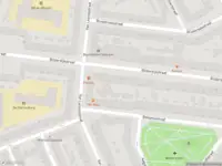 Ambulance met grote spoed naar de Bilderdijkstraat in Rotterdam