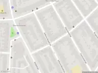 Ambulance met grote spoed naar de Anthonie Muysstraat in Schiedam