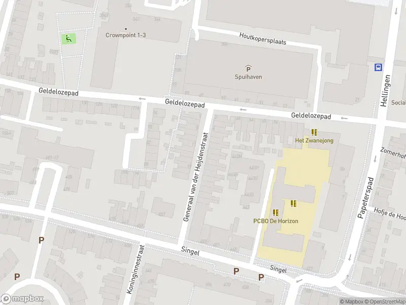 Ambulance met grote spoed naar de Generaal van der Heijdenstraat in Dordrecht