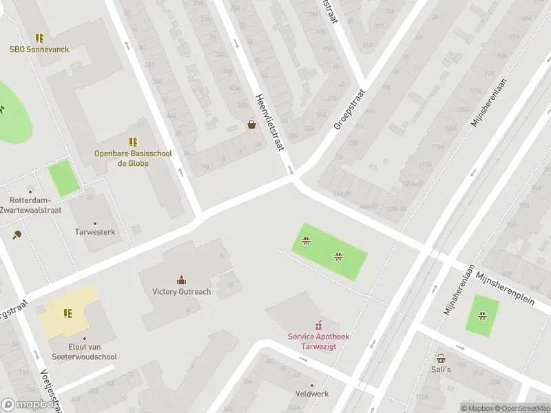 Ambulance met grote spoed naar de Mijnsherenplein in Rotterdam