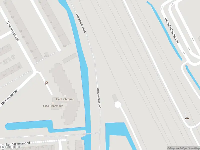 Brandweer met gepaste spoed naar de La Fontainestraat in Rotterdam vanwege wateroverlast