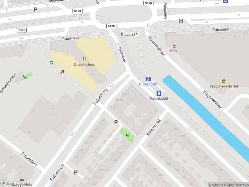 Ambulance met gepaste spoed naar de Putsebocht in Rotterdam