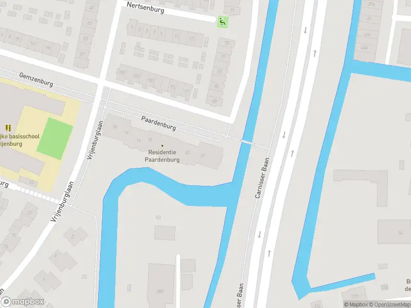 Ambulance met grote spoed naar de Paardenburg in Barendrecht