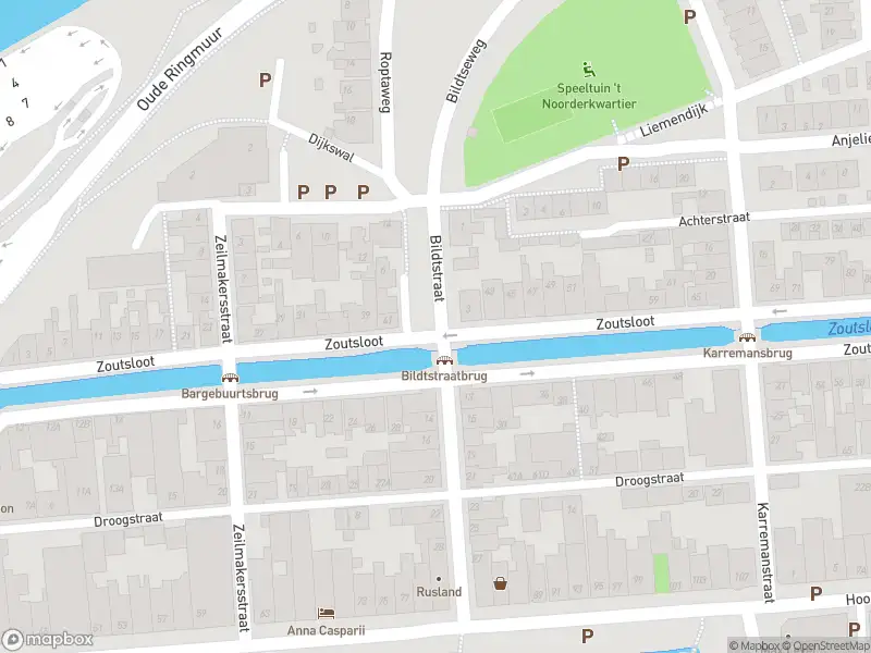 Brandweer met grote spoed naar de Bildtstraat in Harlingen vanwege gebouwbrand