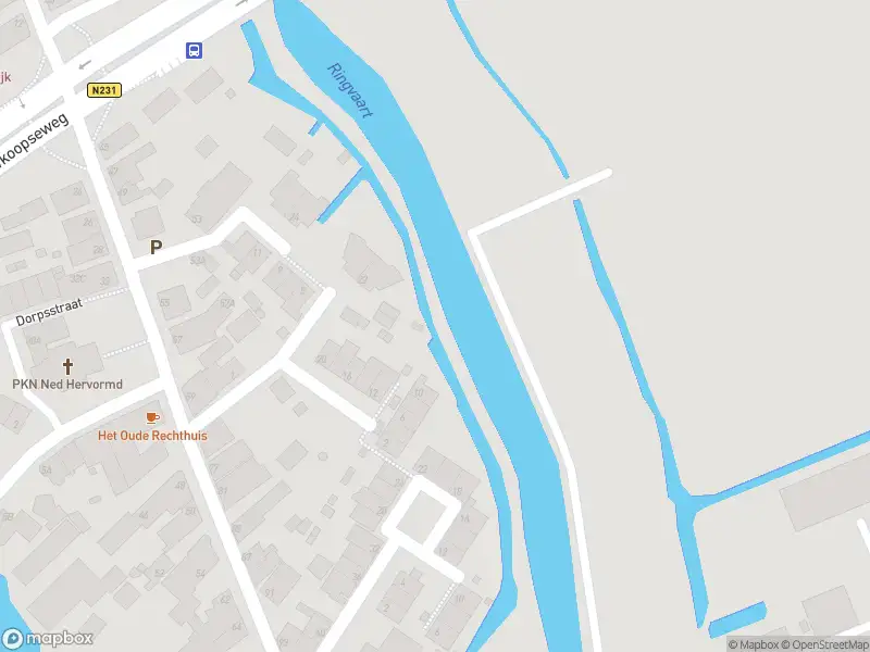 Brandweer met gepaste spoed naar de Kerkvaartsweg in Aarlanderveen vanwege middelgrote brand