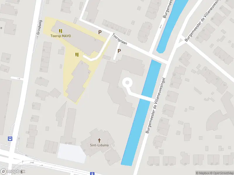 Ambulance met grote spoed naar de Burgemeester de Villeneuvesingel in Rotterdam