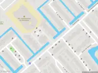 Ambulance met gepaste spoed naar de Maartje Offers erf in Heerhugowaard