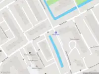 Ambulance met gepaste spoed naar de Robert Stolzplantsoen in 's-Gravenhage