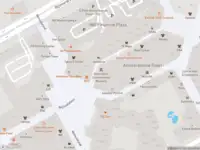 Ambulance met gepaste spoed naar de Anton de Komplein in Amsterdam