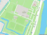 Ambulance met gepaste spoed naar de Sportpark Kadoelen in Amsterdam