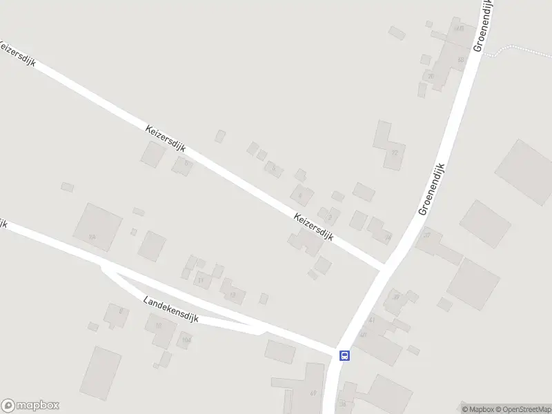 Brandweer met gepaste spoed naar de Keizersdijk in Lage Zwaluwe vanwege stormschade