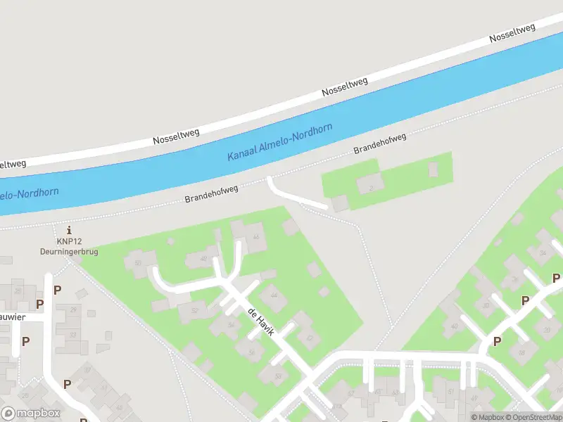 Ambulance en brandweer met grote spoed naar de Lattropperstraat in Denekamp vanwege personen te water