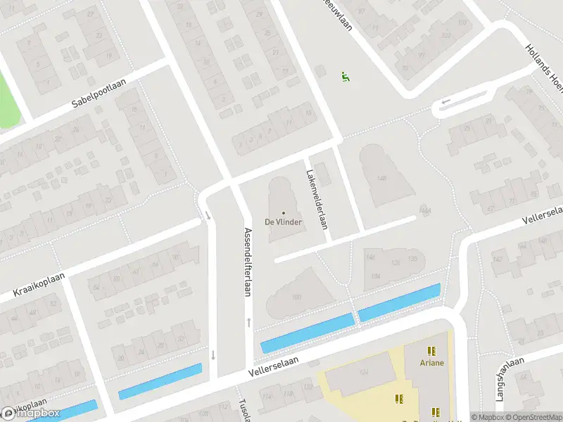 Brandweer met gepaste spoed naar de Lakenvelderlaan in Barneveld vanwege stormschade