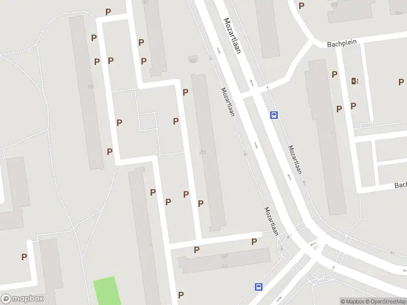 Ambulance met gepaste spoed naar de Johann Straussplein in Schiedam