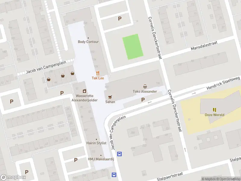 Ambulance met gepaste spoed naar de Jacob van Campenplein in Rotterdam