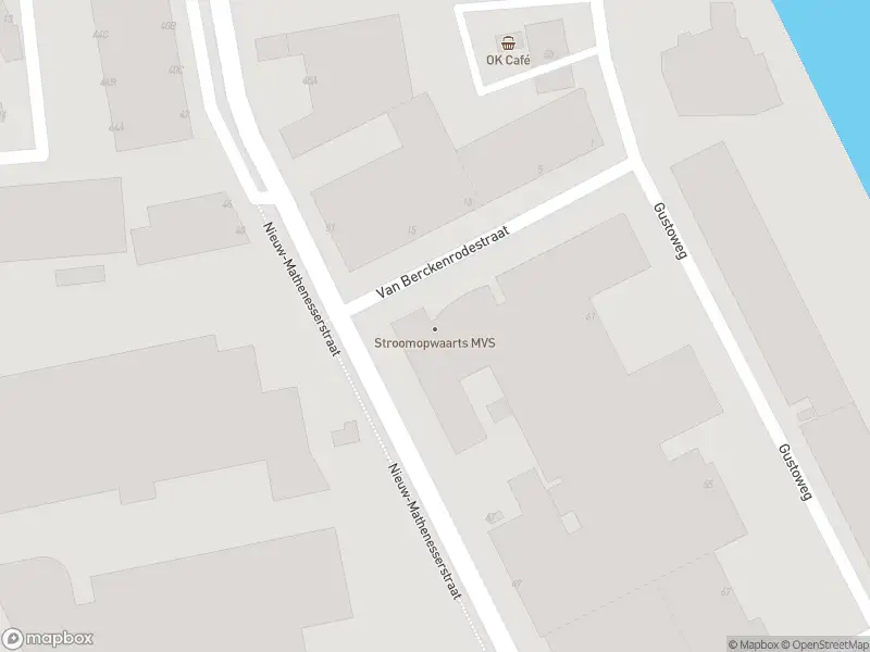 Ambulance met gepaste spoed naar de Van Berckenrodestraat in Schiedam