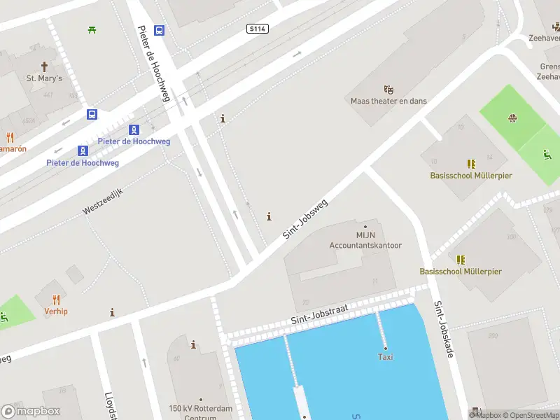 Ambulance met grote spoed naar de Sint-Jobsweg in Rotterdam