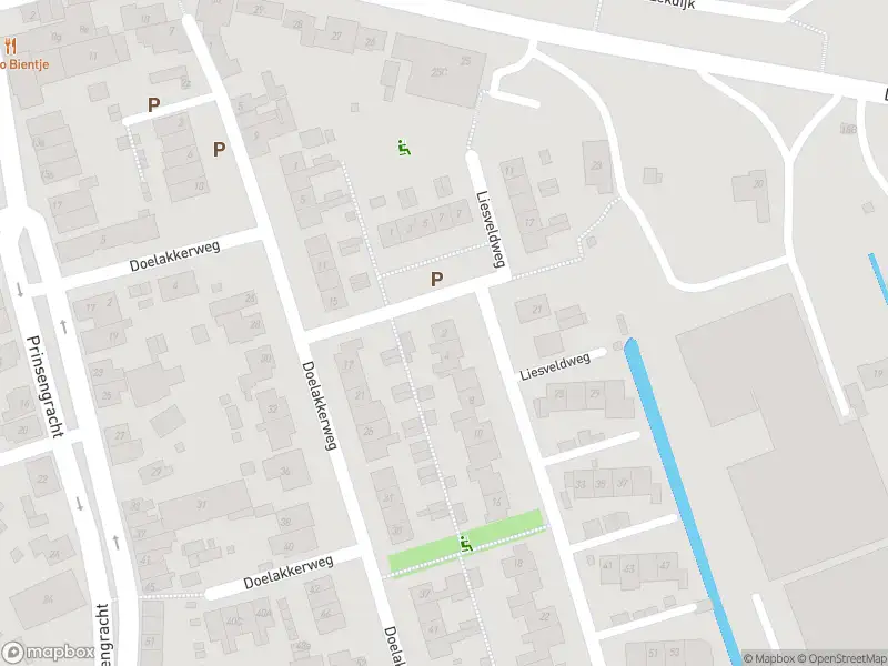 Ambulance met grote spoed naar de Liesveldweg in Ameide