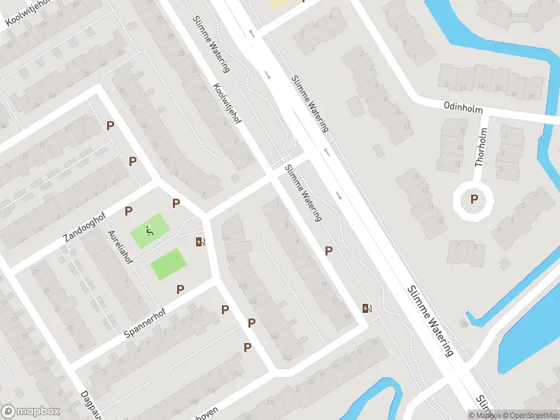 Brandweer met grote spoed naar de Oranjetiphof in Schiedam vanwege afhijsen patient