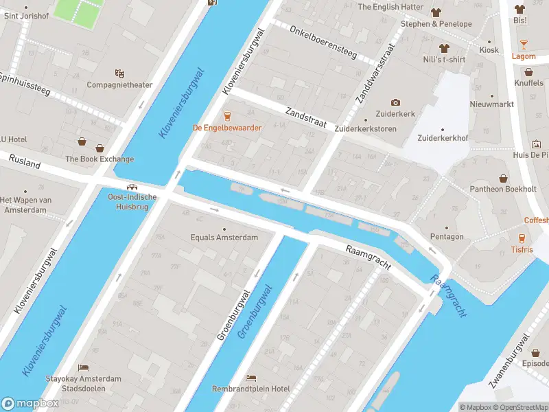 Brandweer met gepaste spoed naar de Nieuwe Hoogstraat in Amsterdam