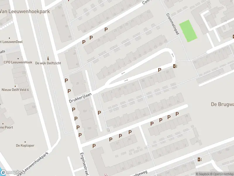 Ambulance met grote spoed naar de Engelsestraat in Delft