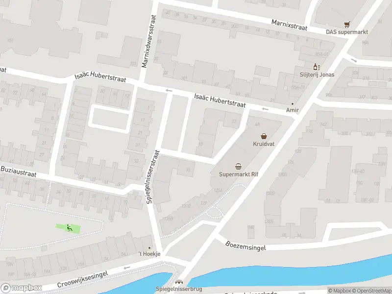 Ambulance met grote spoed naar de Spiegelnisserplein in Rotterdam