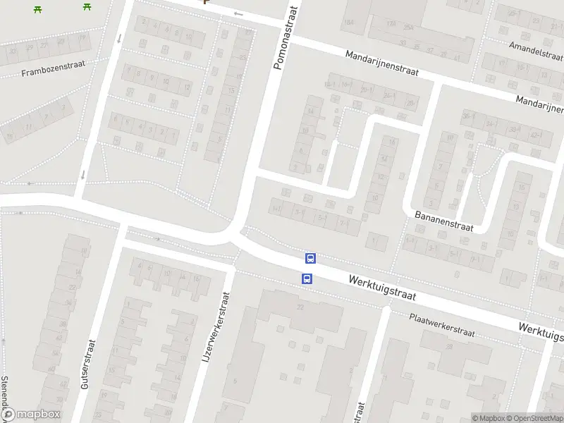 Ambulance met gepaste spoed naar de Notenstraat in Amsterdam