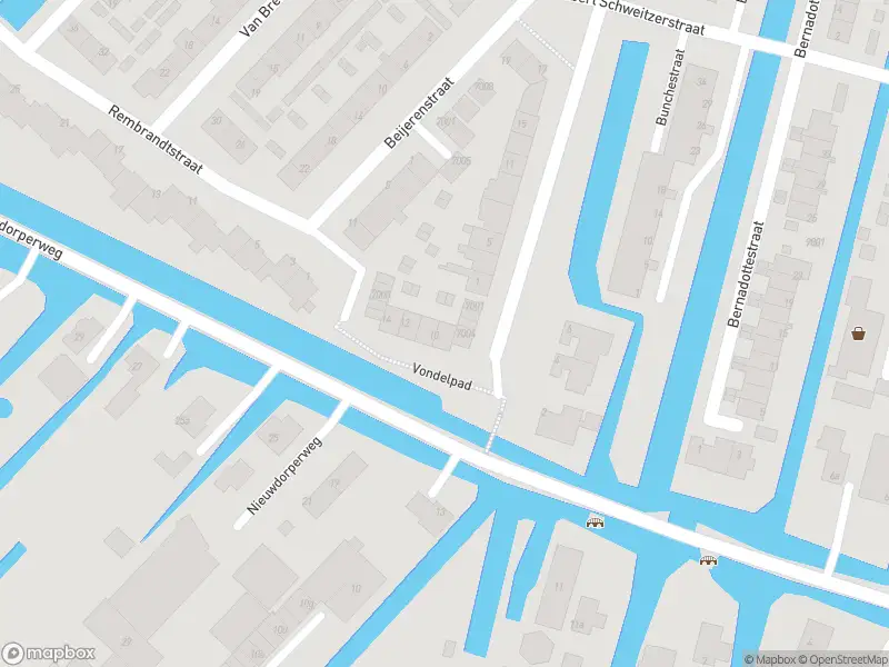 Ambulance met gepaste spoed naar de Vondelpad in Reeuwijk