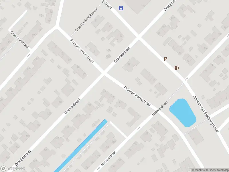 Ambulance met gepaste spoed naar de Prinses Irenestraat in Ridderkerk