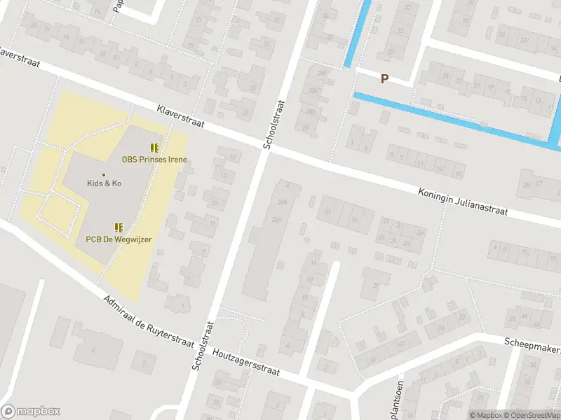 Ambulance met grote spoed naar de Koningin Julianastraat in Krimpen aan de Lek