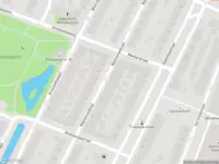 Ambulance met gepaste spoed naar de Walchersestraat in Rotterdam