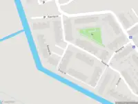 Ambulance met grote spoed naar de Blauwgras in Spijkenisse