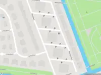 Brandweer met grote spoed naar de Matoahout in Zoetermeer vanwege voertuigbrand