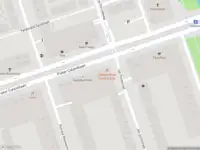 Ambulance met gepaste spoed naar de Pieter Calandlaan in Amsterdam