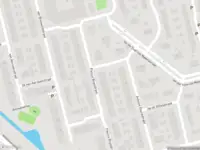 Ambulance met grote spoed naar de Paulus Buysstraat in Vlaardingen