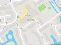 Ambulance met gepaste spoed naar de Louvre in Capelle aan den IJssel