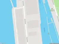 Ambulance met grote spoed naar de Havenstraat in Schiedam