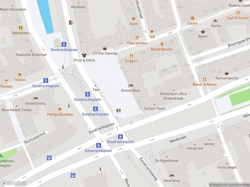 Ambulance met gepaste spoed naar de Eendrachtsplein in Rotterdam