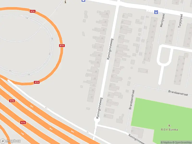 Ambulance met grote spoed naar de Koninginneweg in Rotterdam