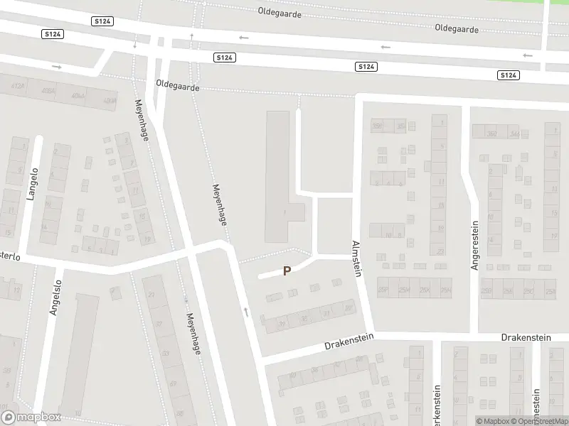 Ambulance met grote spoed naar de Almstein in Rotterdam