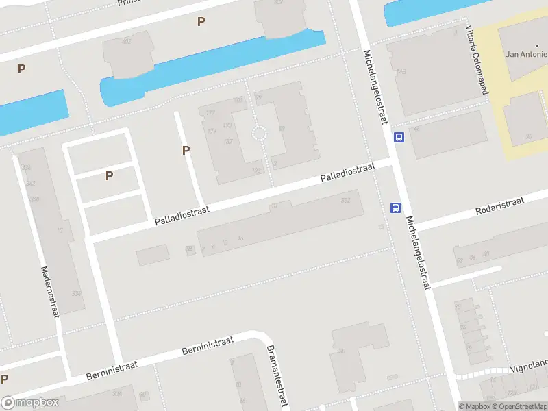 Ambulance met grote spoed naar de Palladiostraat in Rotterdam