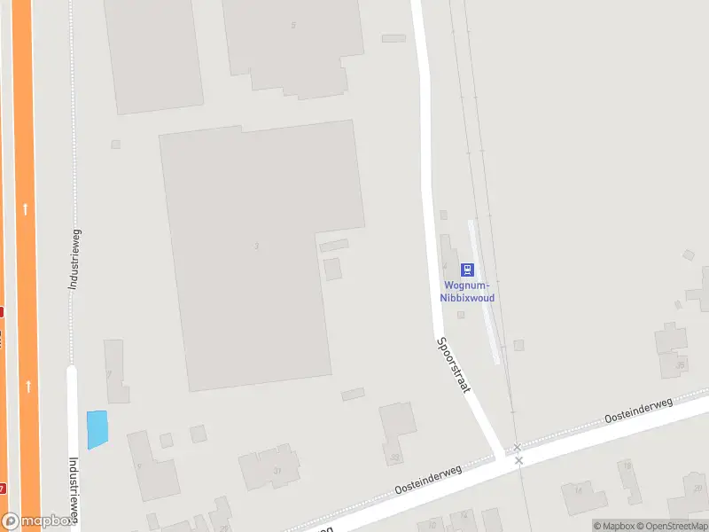 Ambulance met grote spoed naar de Spoorstraat in Wognum