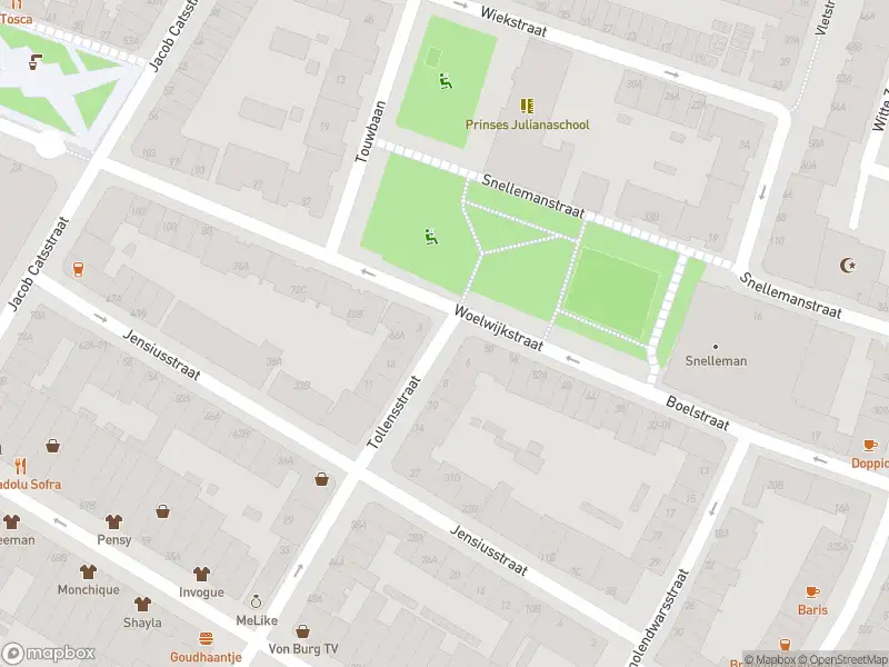 Ambulance met gepaste spoed naar de Woelwijkstraat in Rotterdam