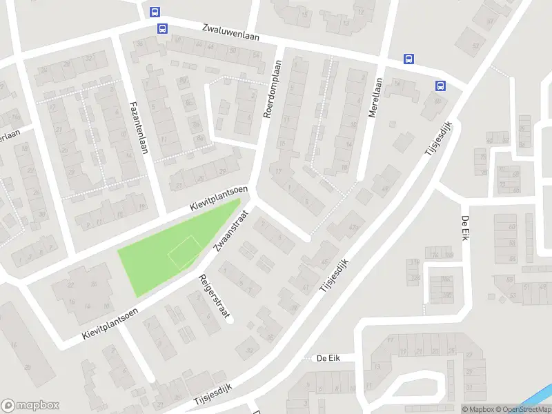 Ambulance met gepaste spoed naar de Zwaanstraat in Rhoon