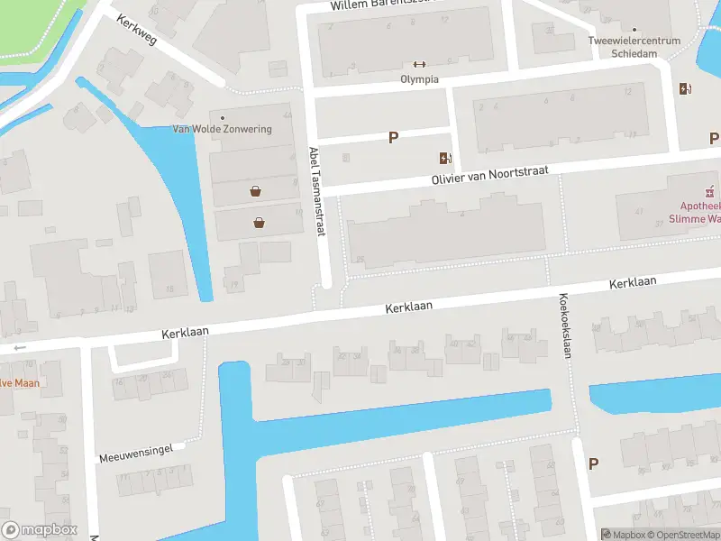 Ambulance met grote spoed naar de Kerklaan in Schiedam