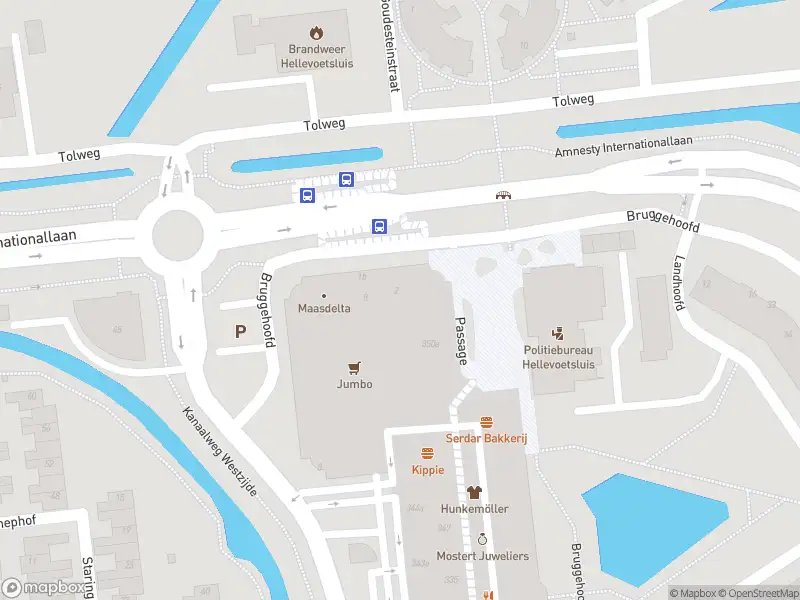 Ambulance met gepaste spoed naar de Bruggehoofd in Hellevoetsluis