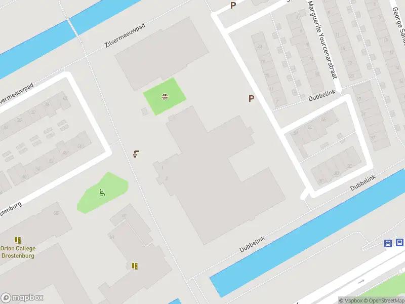 Ambulance met grote spoed naar de Dubbelink in Amsterdam