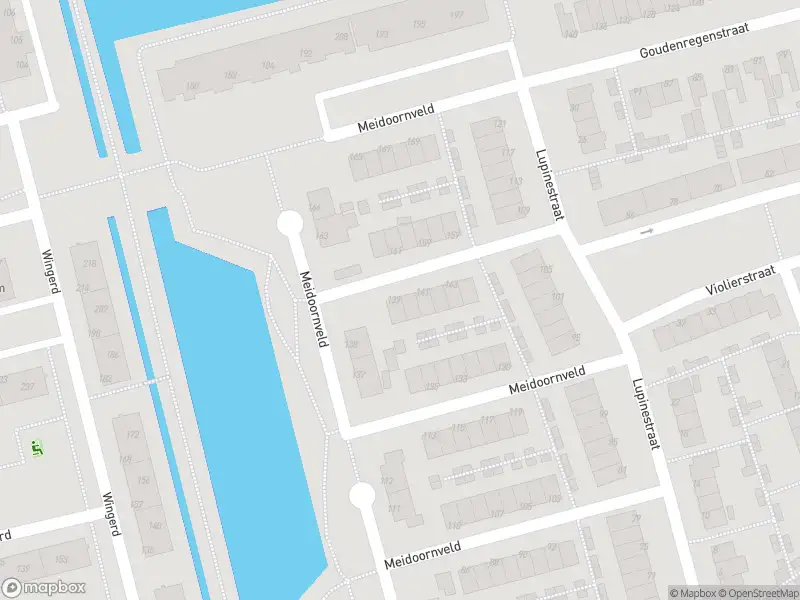 Ambulance met gepaste spoed naar de Meidoornveld in Capelle aan den IJssel